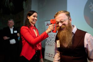 Agencja JU&MI - Iluzjonista Kamil Małochleb